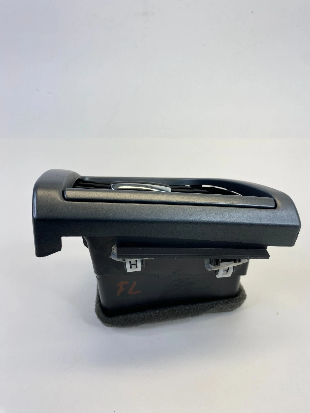 2013-2016 FORD FUSION SE DASH LEFT SIDE AIR VENT GRILLE DS73-F018B09-BJW OEM