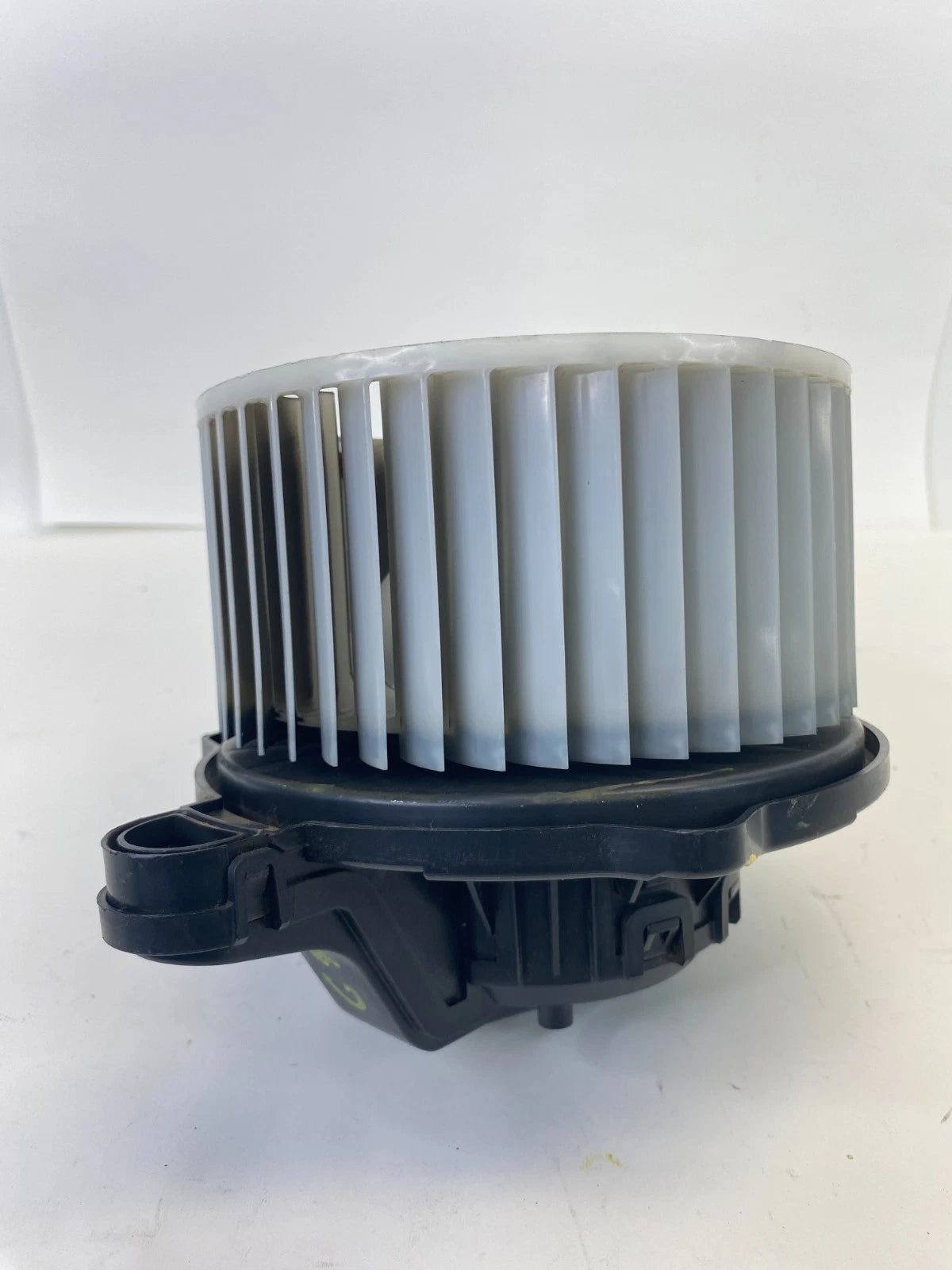 2011-2015 KIA OPTIMA 2.0L TURBO HVAC HEATER BLOWER MOTOR FAN ASSY F00S3B2441 OEM