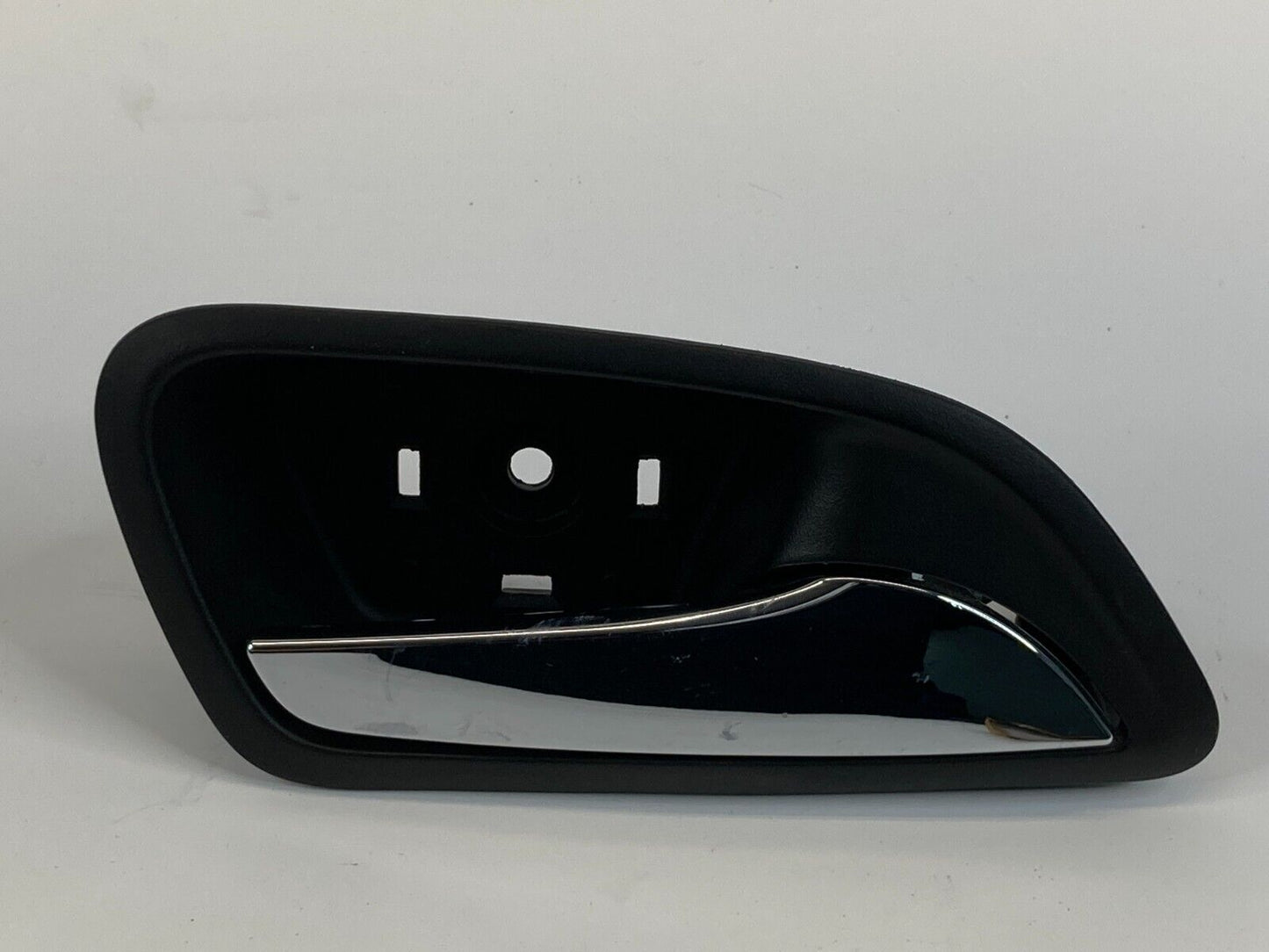 2011-2016 Chevrolet Cruze Front Left Driver Side Inner Interior Door Handle