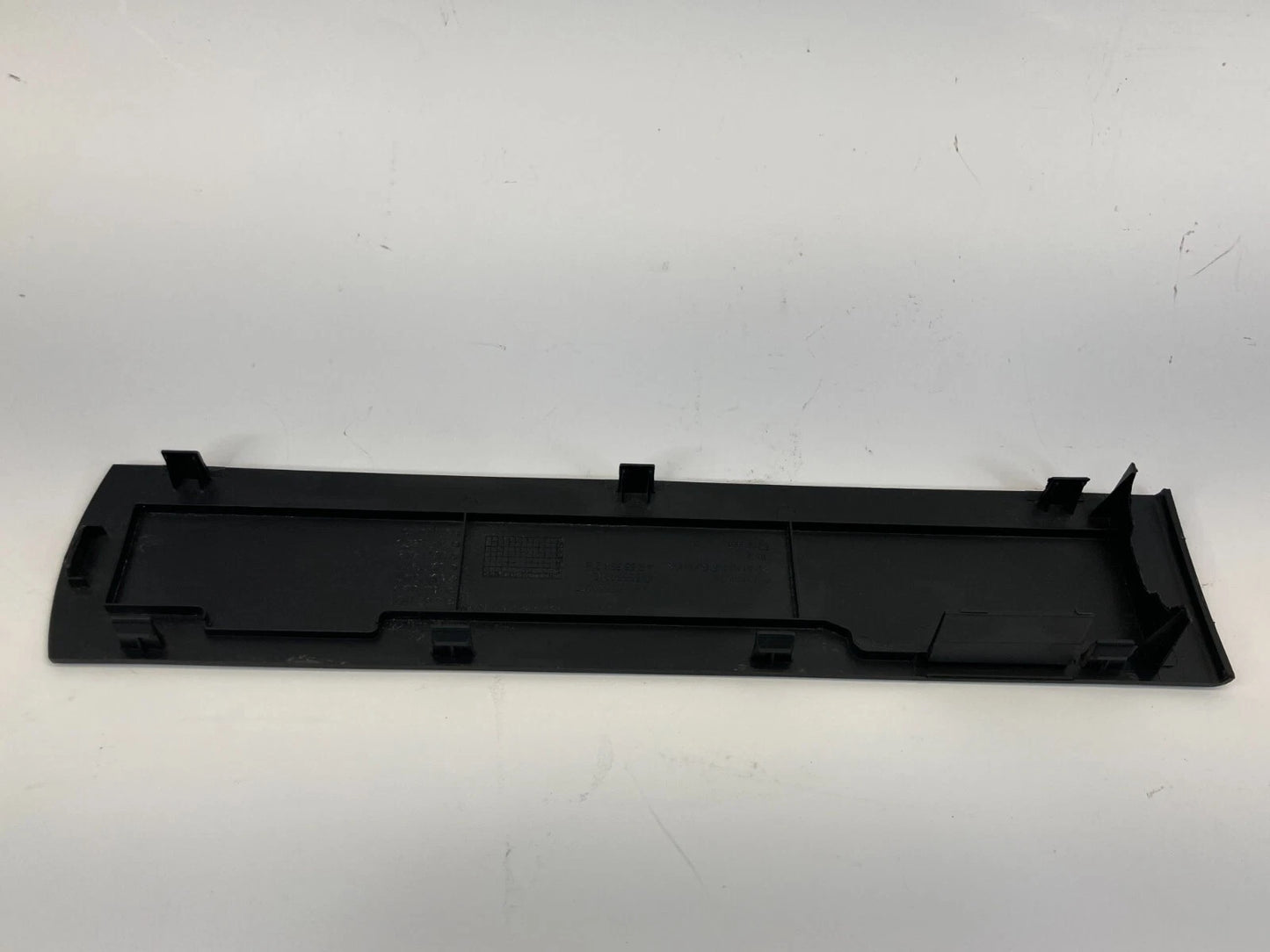2012-2018 CHEVROLET SONIC 11-15 CRUZE ENGINE COVER EMBLEM TRIM PANEL 13103972