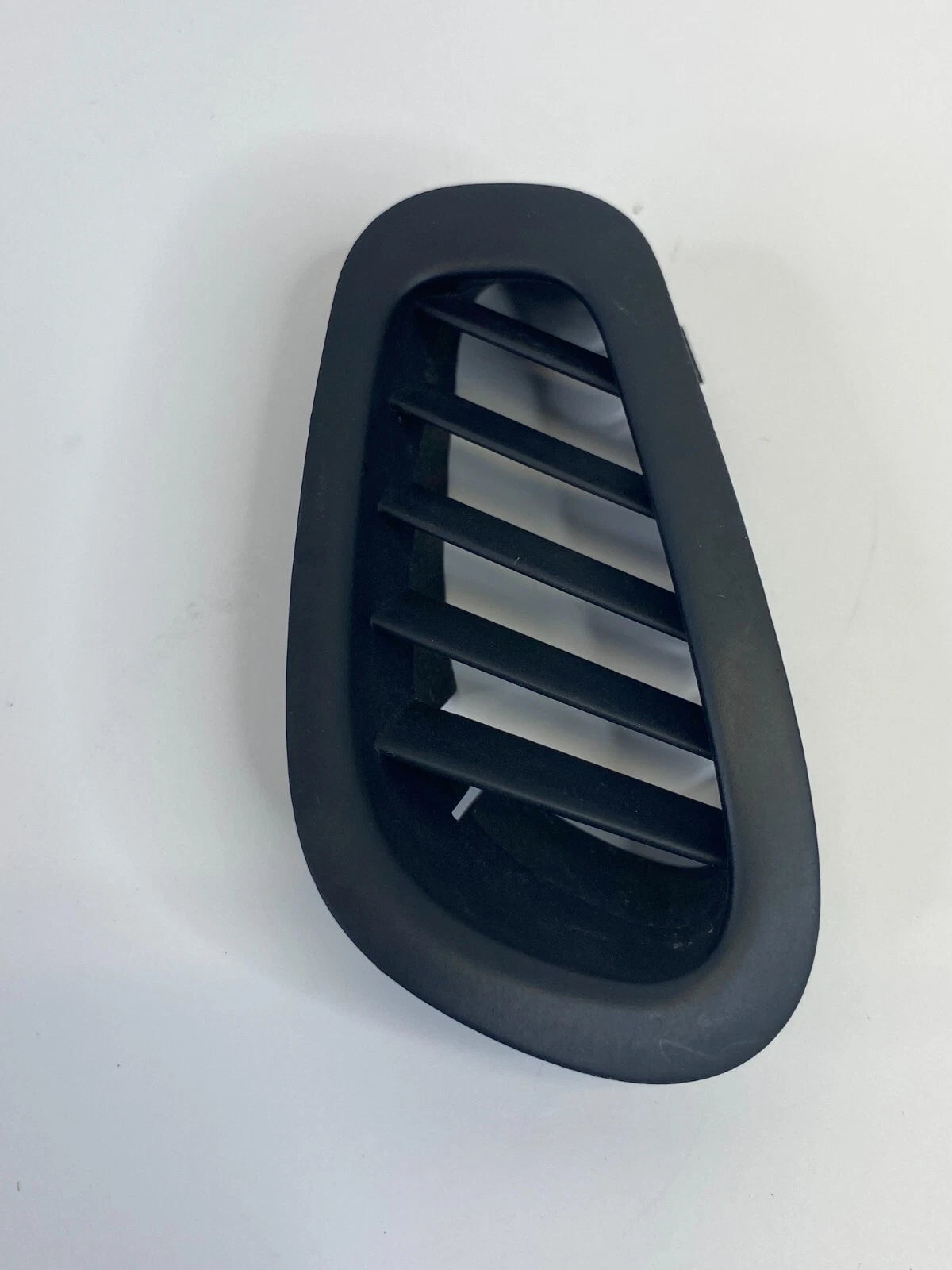 13-16 DODGE DART DASH LEFT DRIVER SIDE AIR VENT GRILLE DEFROSTER 1VV94TRMAA OEM