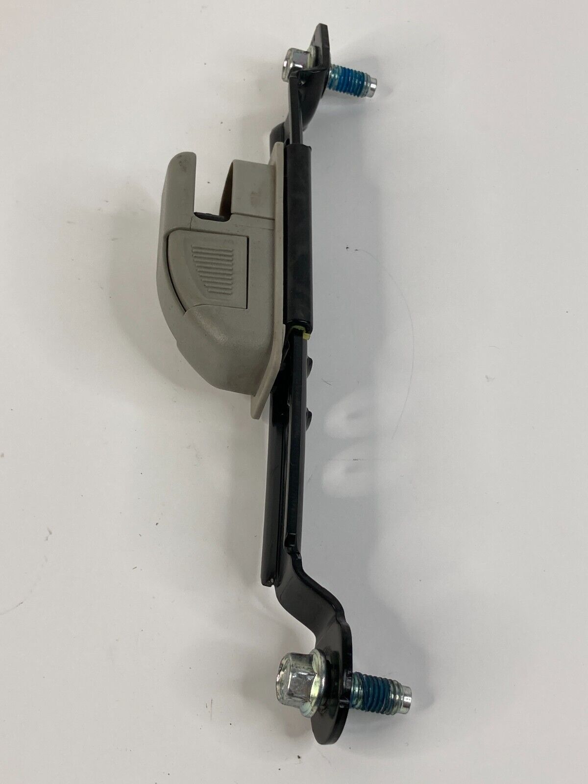 2012-2015 Chevrolet Captiva Sport Front Right Side Seat Belt Height Adjuster OEM