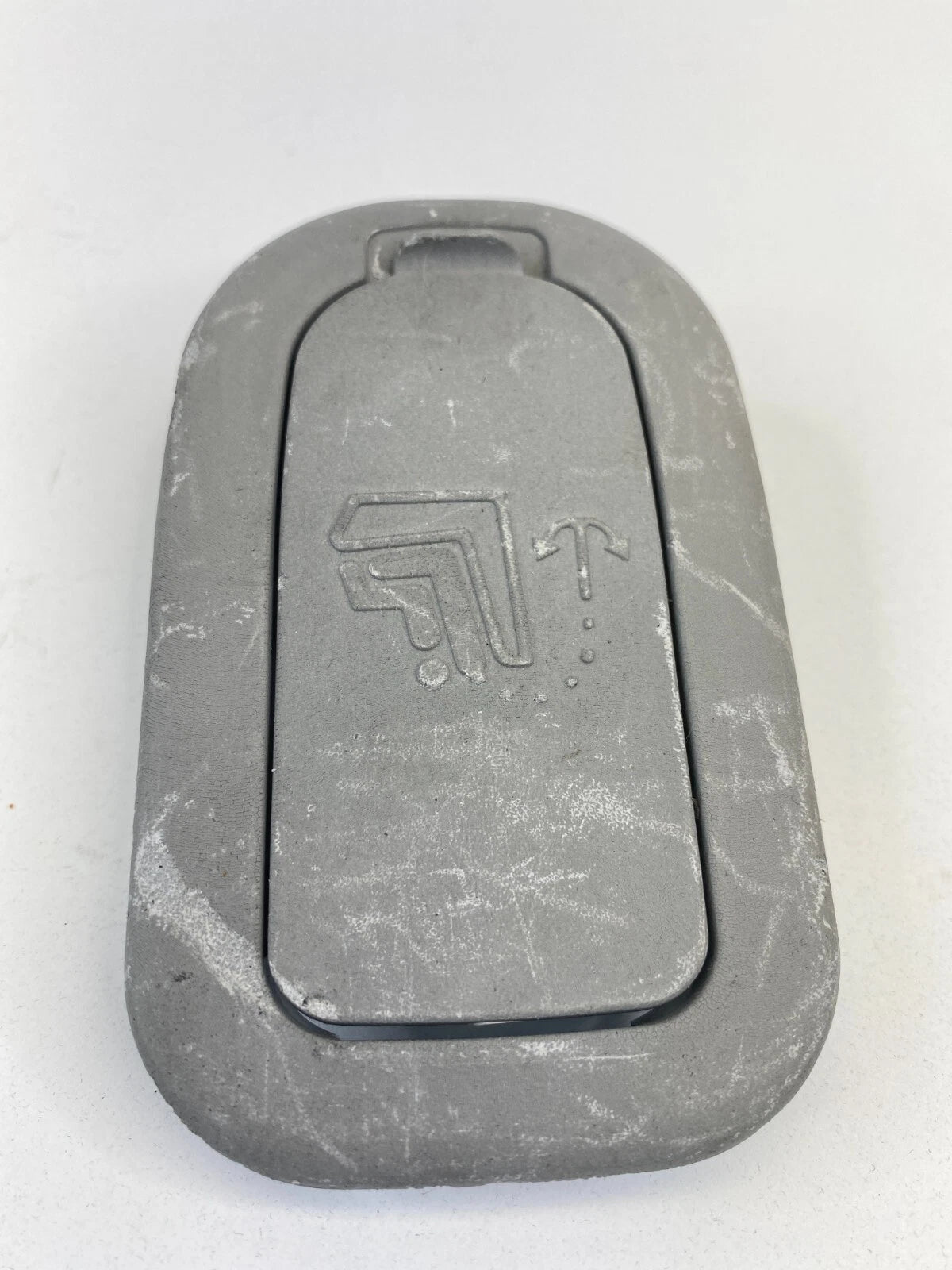 2007-2010 HYUNDAI ELANTRA SEDAN REAR SEAT BELT ANCHOR CHILD COVER TRIM PLATE OEM
