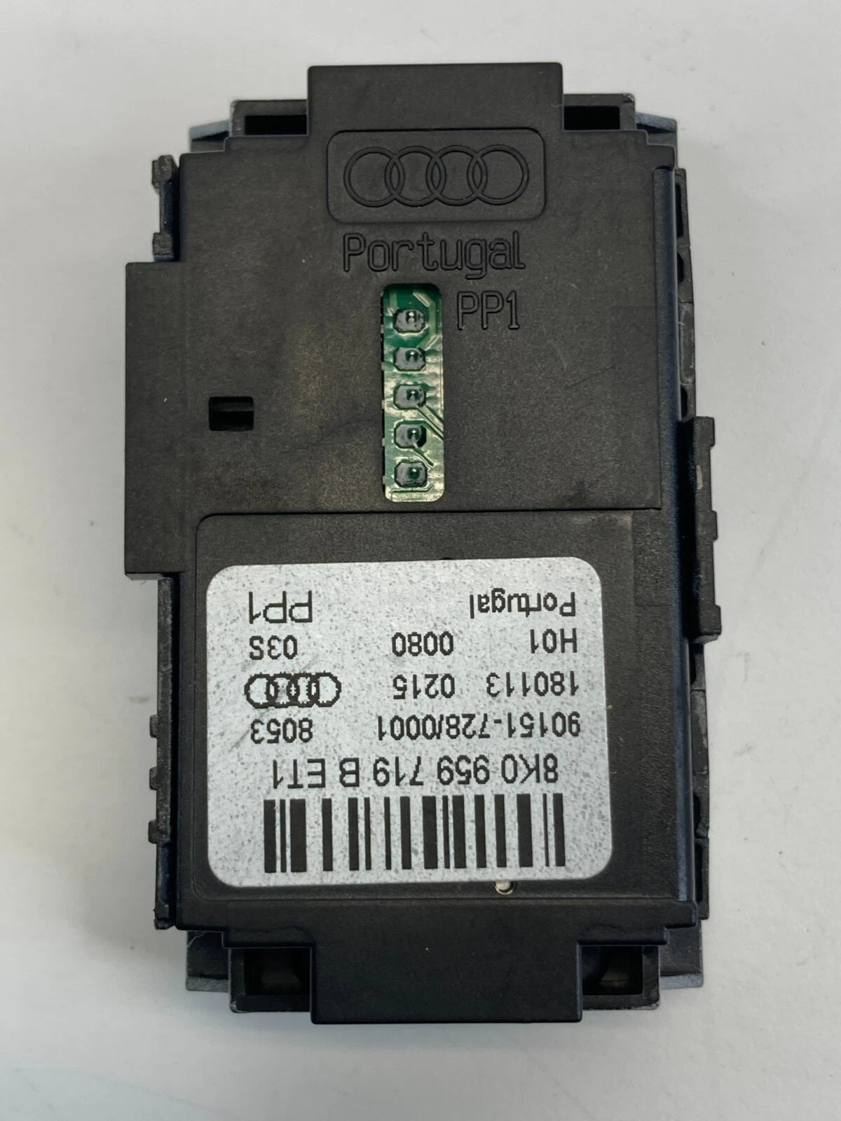 2013-2016 AUDI A4 GARAGE DOOR OPENER TRANSMITTER CONTROL SWITCH 8K0-959-719-B