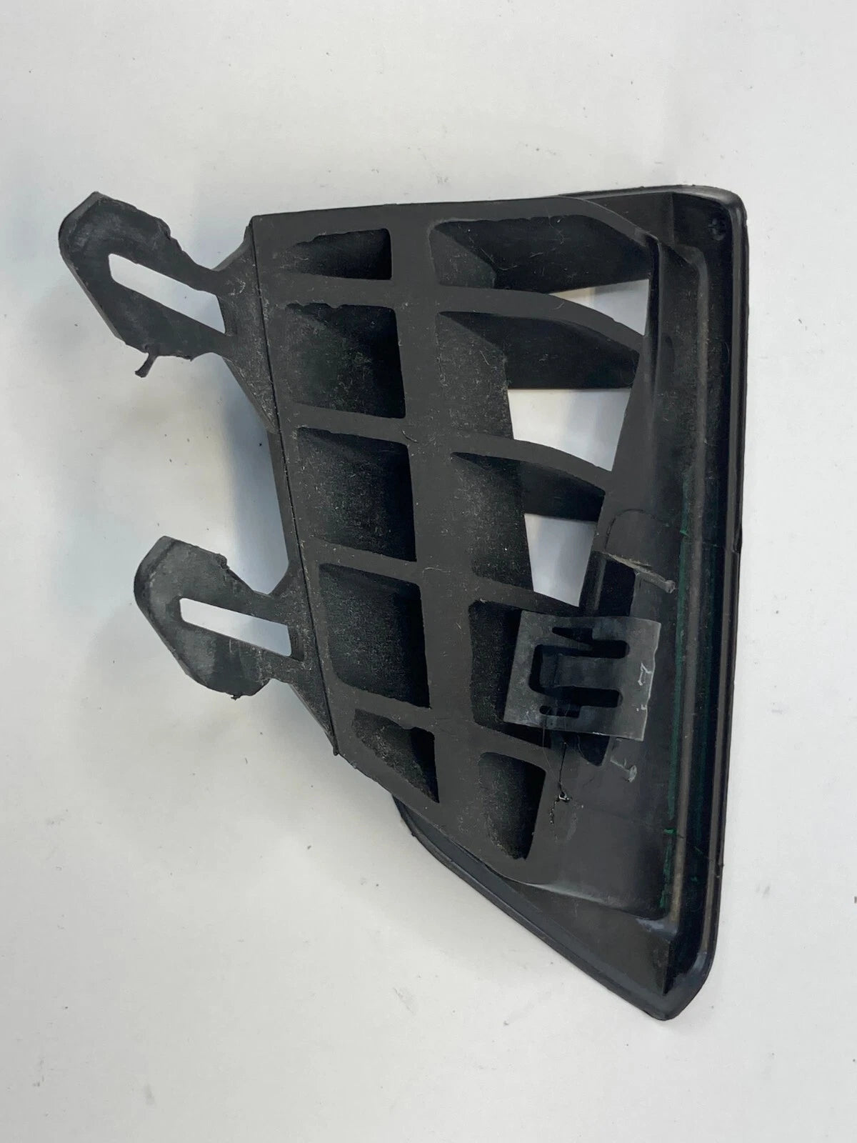 2011-2019 FORD FIESTA RIGHT DASH AC AIR VENT DEFROSTER GRILLE AE83A045G50AAW OEM