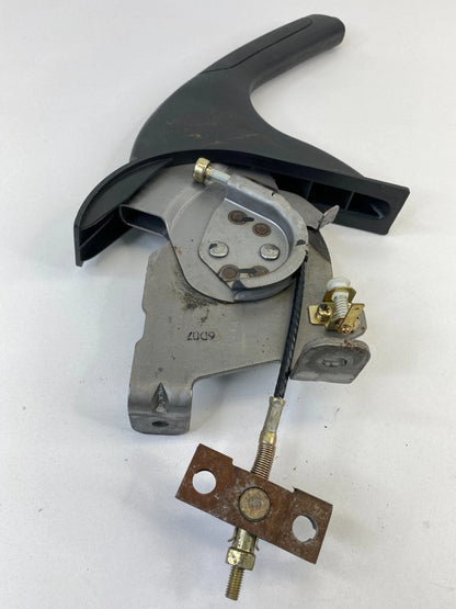 2005-2010 KIA SPORTAGE CONSOLE PARKING EMERGENCY BRAKE HANDLE LEVER ASSEMBLY OEM