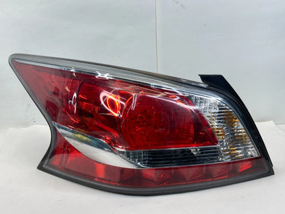 2013 2014 NISSAN ALTIMA SEDAN LEFT DRIVER SIDE TAILLIGHT TAIL LAMP OEM