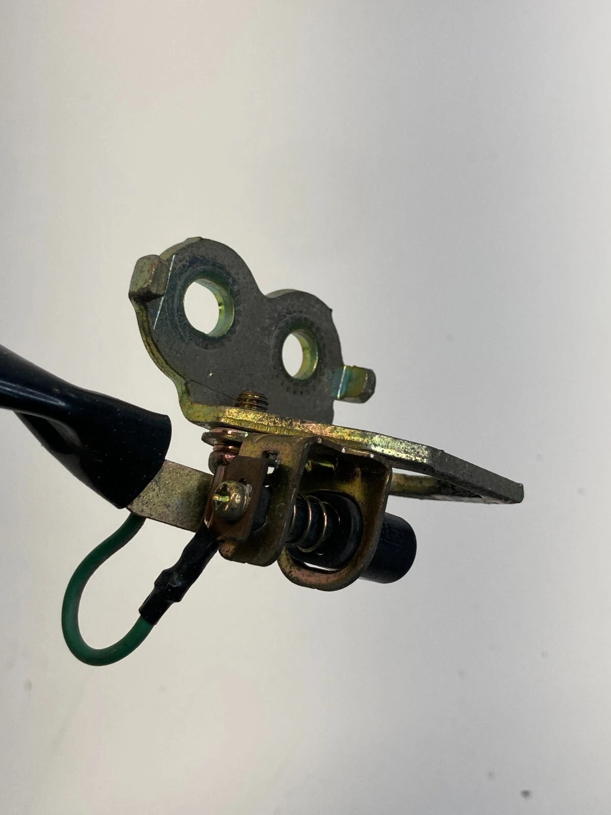 1997-2001 TOYOTA CAMRY SEDAN REAR TRUNK LOCK LATCH ACTUATOR ASSEMBLY OEM