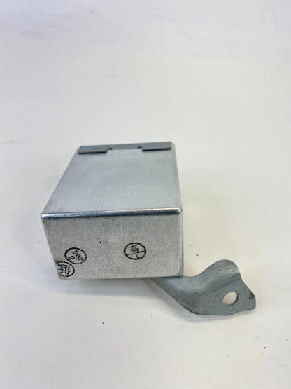 2001 2002 2003 TOYOTA RAV4 CRUISE CONTROL COMPUTER MODULE UNIT ECU 88240-42050