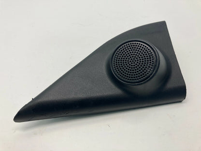 2005-2008 HYUNDAI TUCSON LEFT DRIVER SIDE DOOR MIRROR COVER SPEAKER TWEETER TRIM