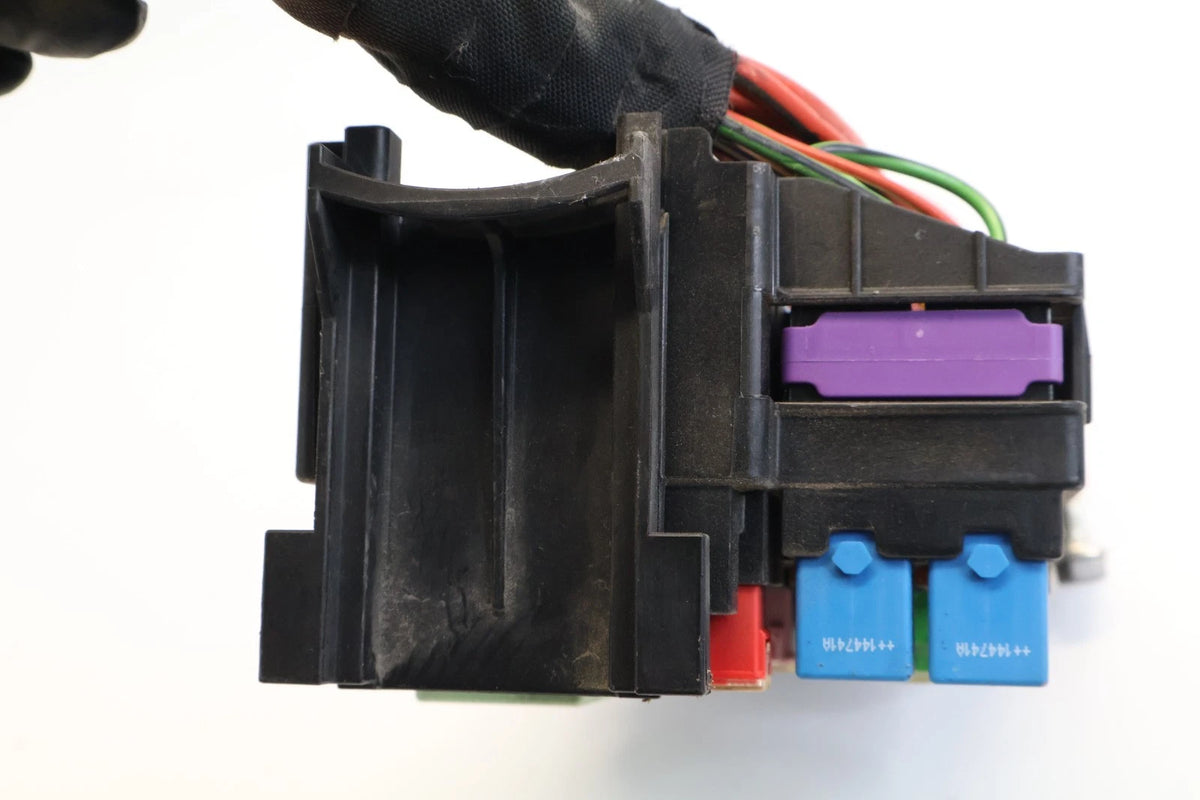 2012-2015 VW PASSAT 1.8L L4 ENGINE BAY RELAY FUSE JUNCTION BOX 5C0-937-819-L