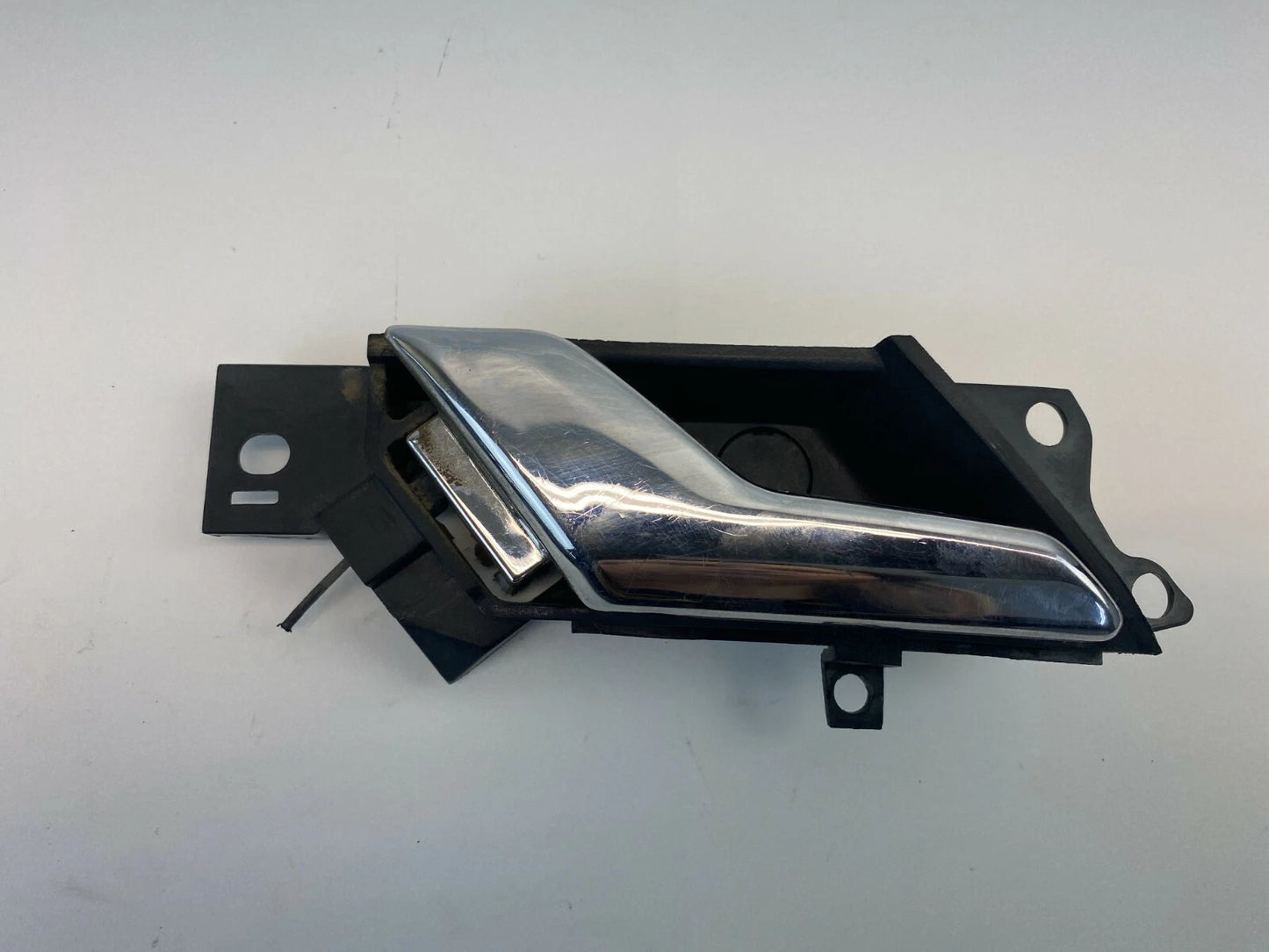 08-10 SATURN VUE FRONT LEFT DRIVER SIDE INTERIOR DOOR HANDLE ASSY 96660863 OEM