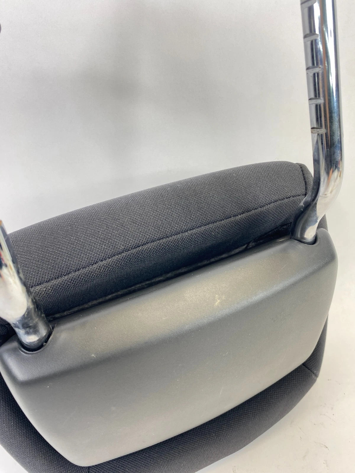 2009 2010 DODGE JOURNEY FRONT LEFT SEAT HEADREST CLOTH GRAY OEM 04610297AB