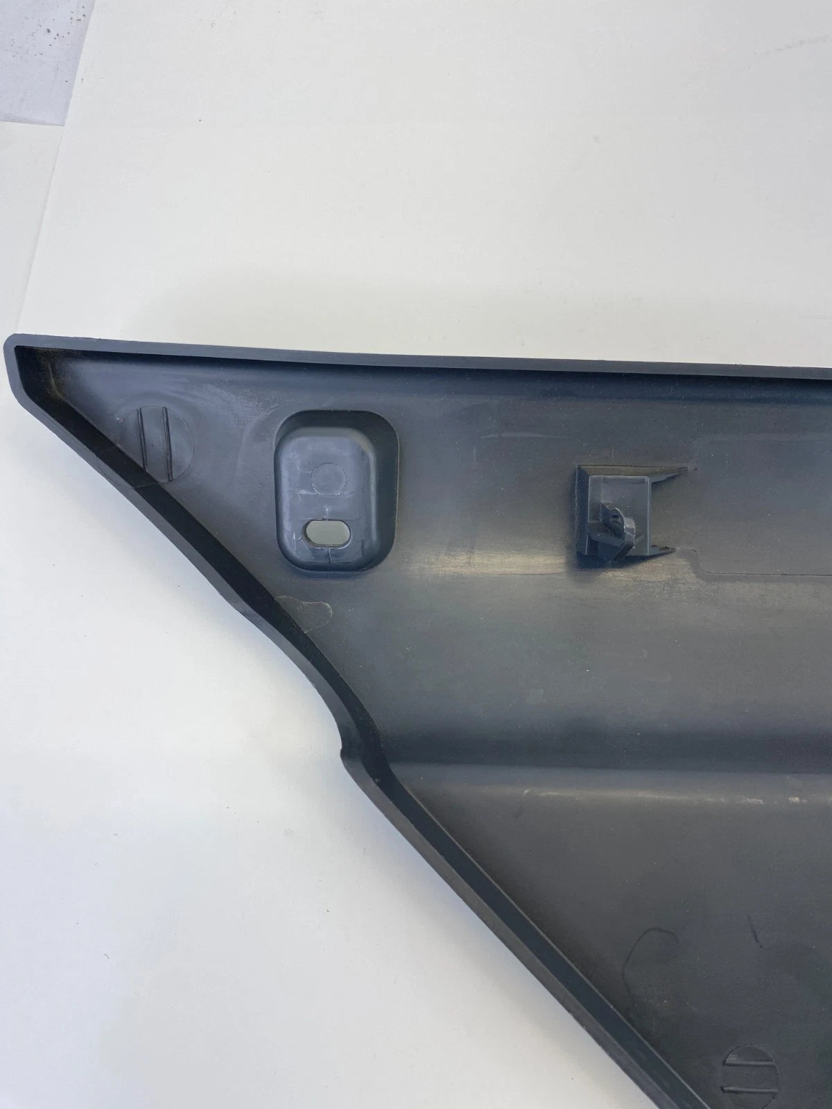 11-18 VOLVO S60 UNDER DASH RIGHT SIDE LOWER TRIM PANEL COVER 8630198 OEM