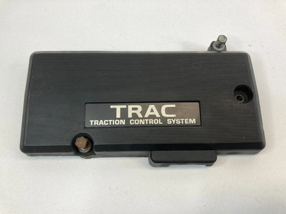 1990-1994 LEXUS LS400 4.0L A/T ENGINE TRACTION CONTROL COVER TRIM 22207-50020