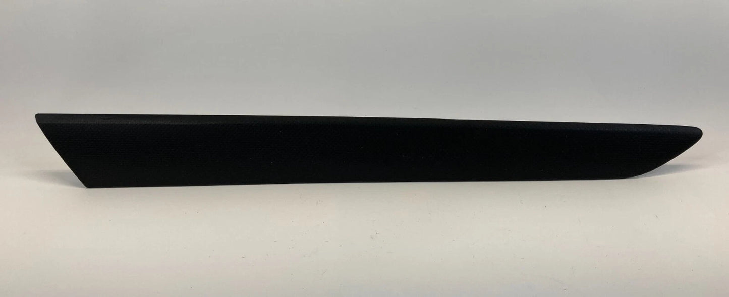 2011-2014 VOLKSWAGEN JETTA REAR RIGHT SIDE DOOR PANEL TRIM MOLDING 5C6-867-450
