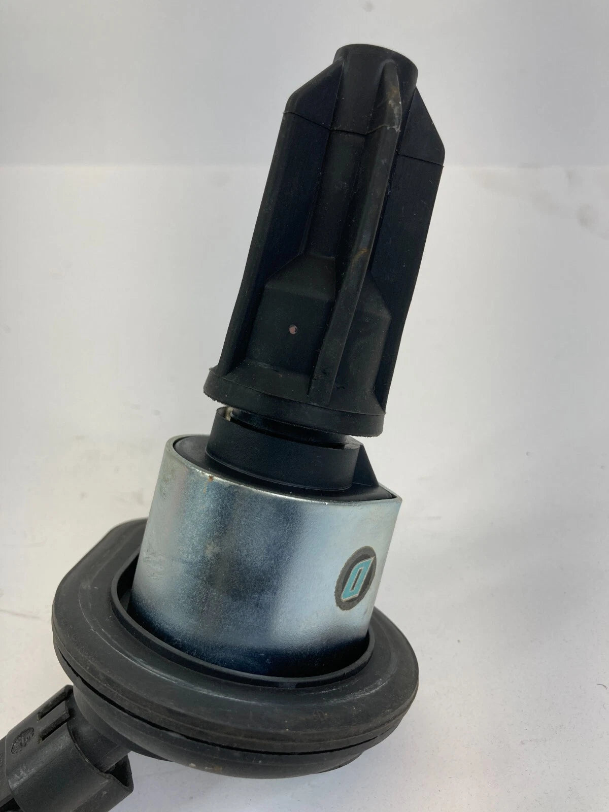 2002-2005 GMC ENVOY 4.2L IGNITION COIL MODULE FRONT UNIT OEM FACTORY C1395616115