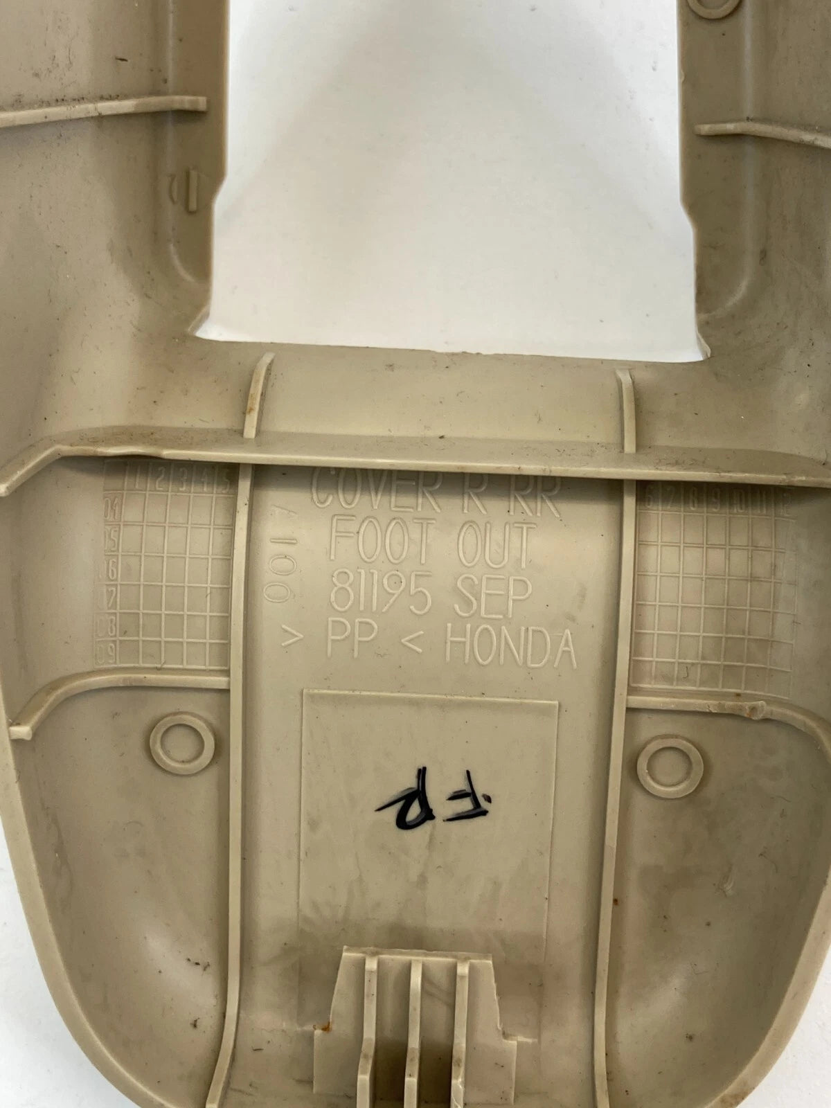 2005 2006 2007 2008 ACURA TL RIGHT OUTER SEAT TRACK COVER 81195-SEP OEM