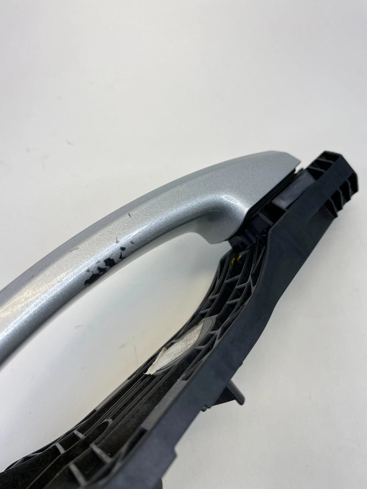 2010-2015 CADILLAC SRX 2011 2012 CHEVY CRUZE REAR LEFT OUTER DOOR HANDLE OEM