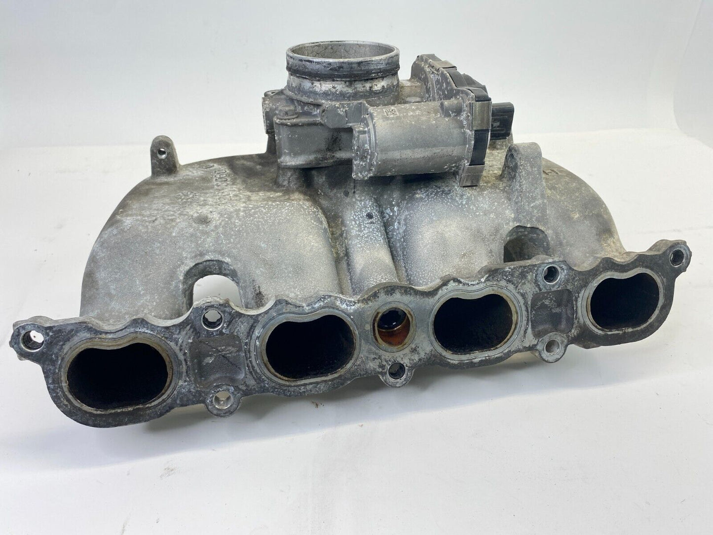 2011 2012 2013 Buick Regal 2.0L Engine Intake Manifold 12618060 OEM