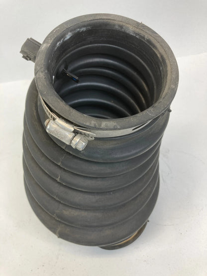 01-07 CHRYSLER TOWN & COUNTRY 3.8L AIR INTAKE CLEANER HOSE DUCT TUBE 04861414AA