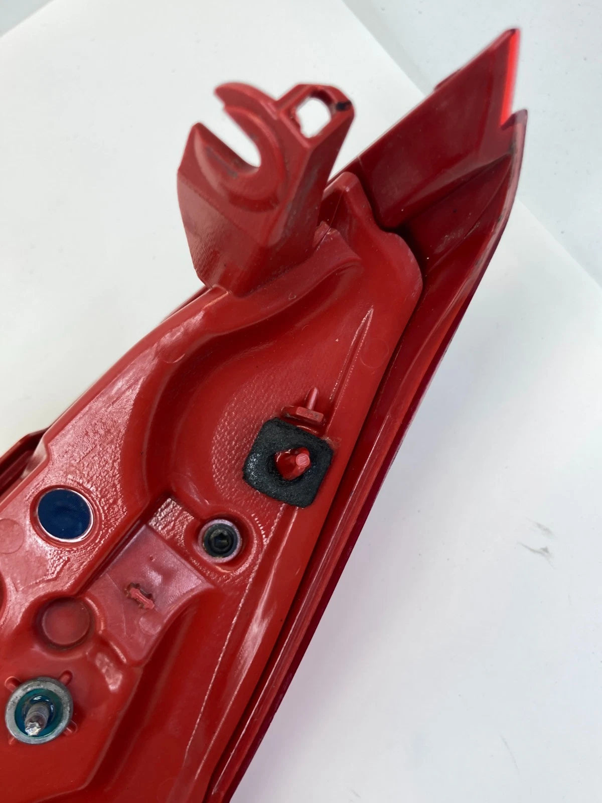 2013-2018 CADILLAC ATS REAR LEFT DRIVER TAILLIGHT TAIL LIGHT TAIL LAMP 23139331