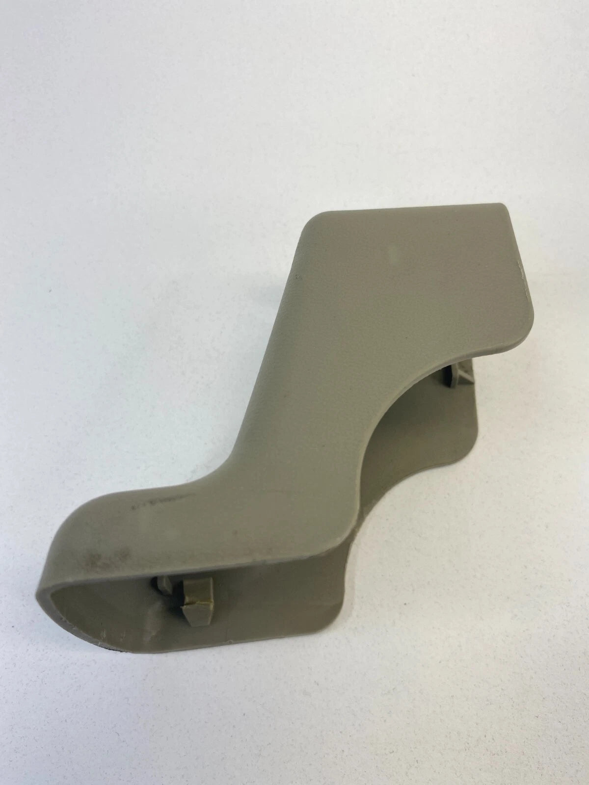 2001-2003 INTINITI QX4 LEFT DRIVER SIDE SEAT TRACK END COVER TRIM CAP OEM