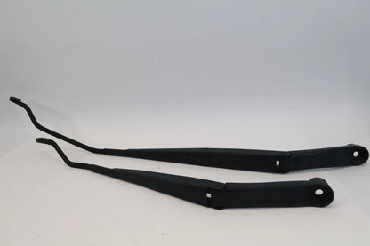 2012-2017 HYUNDAI ACCENT FRONT LEFT & RIGHT WINDSHIELD WIPER ARMS SET