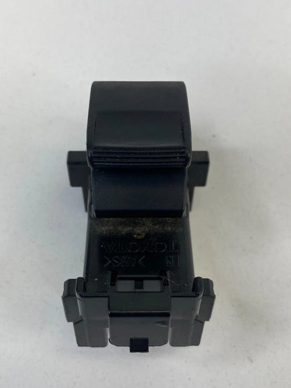 08-15 SCION XB 08-14 XD FRONT RIGHT SIDE DOOR POWER WINDOW SWITCH 1928292