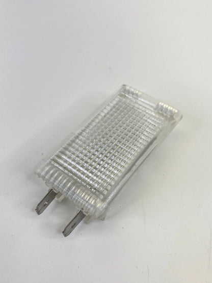 98 99 00 01 02 03 04 AUDI A6 A6 QUATTRO INTERIOR INNER LIGHT COURTESY LAMP OEM