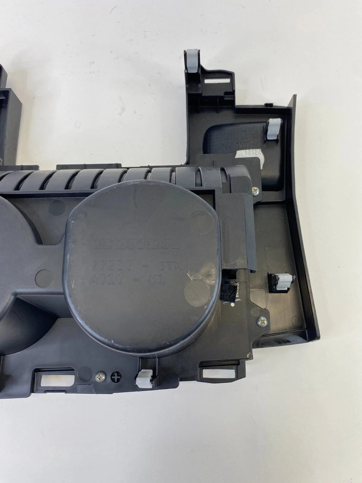 2007-2012 ACURA RDX CENTER CONSOLE CUP HOLDER CUPHOLDER BEZEL 83410-STKA-A0 OEM