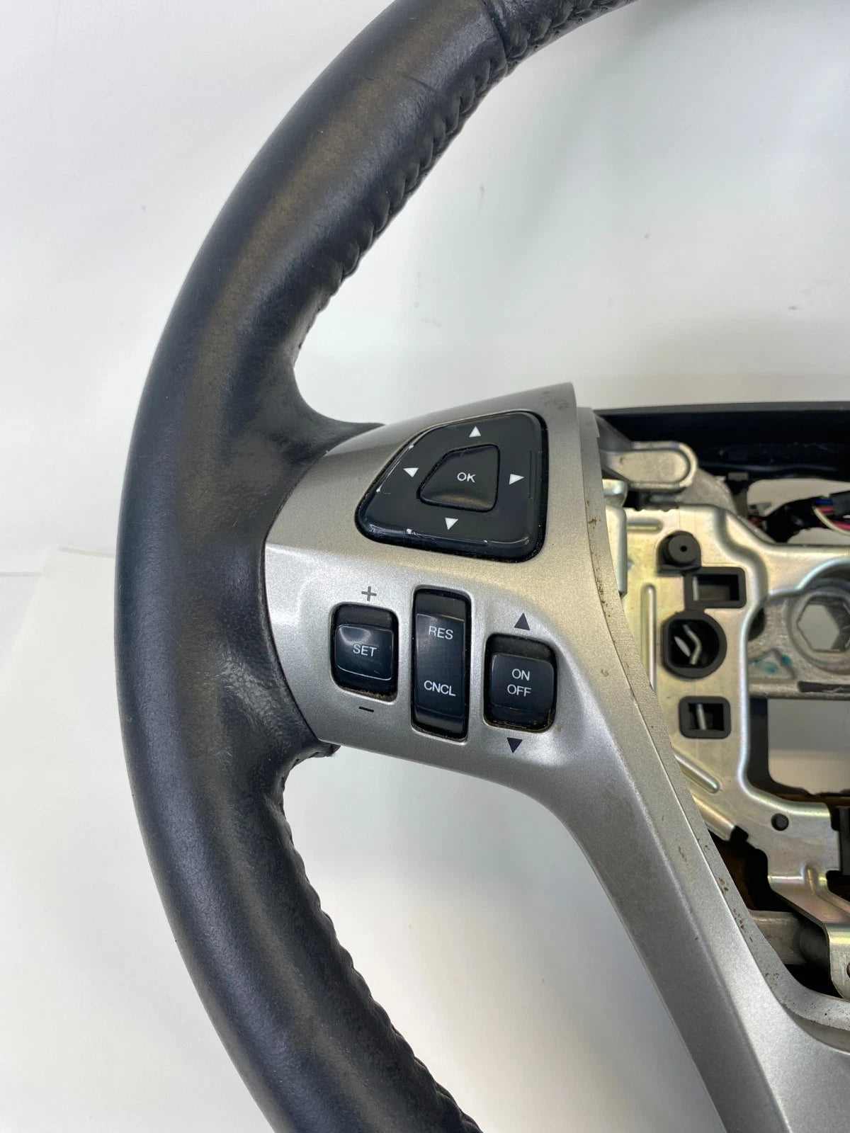 2013-2019 Ford Flex Steering Wheel w/ Audio & Cruise Control Switches OEM
