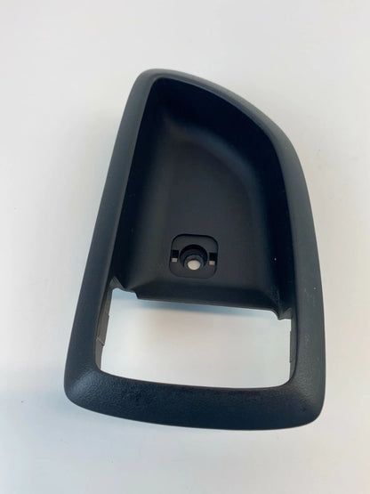 2004 2005 2006 KIA AMANTI LEFT DRIVER SIDE INNER DOOR HANDLE COVER BEZEL OEM