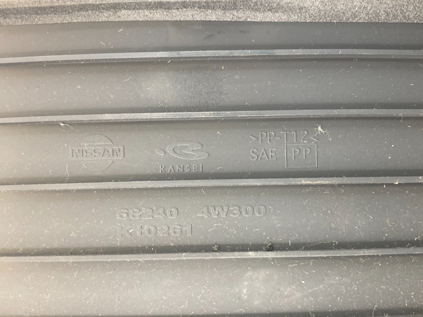 01 02 03 04 Nissan Pathfinder Dash Speedometer Cluster Trim Bezel 682404W300 OEM