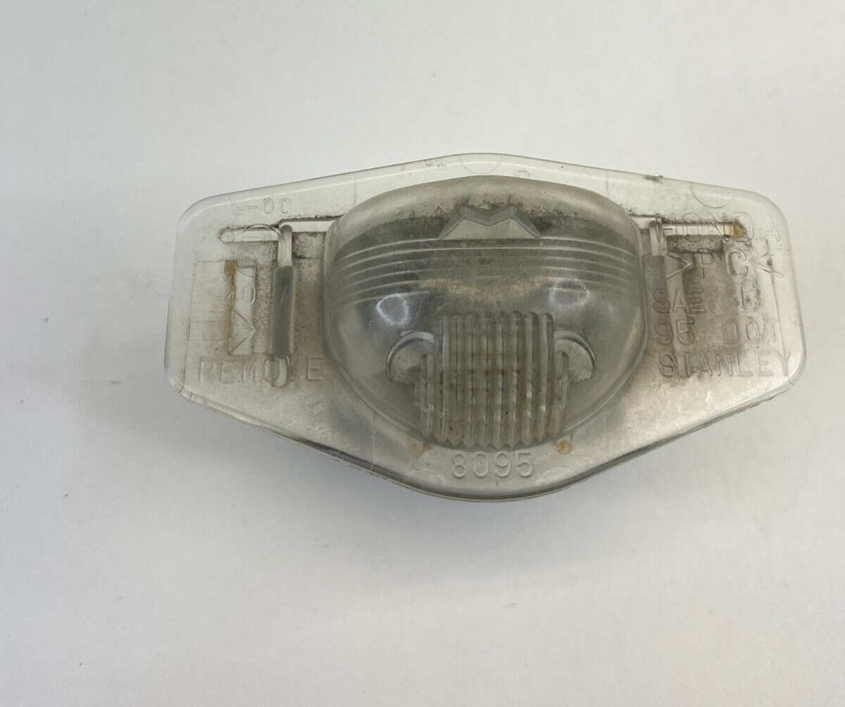 1999-2004 Honda Odyssey Rear Back Trunk Lid License Plate Light Lamp Lens OEM