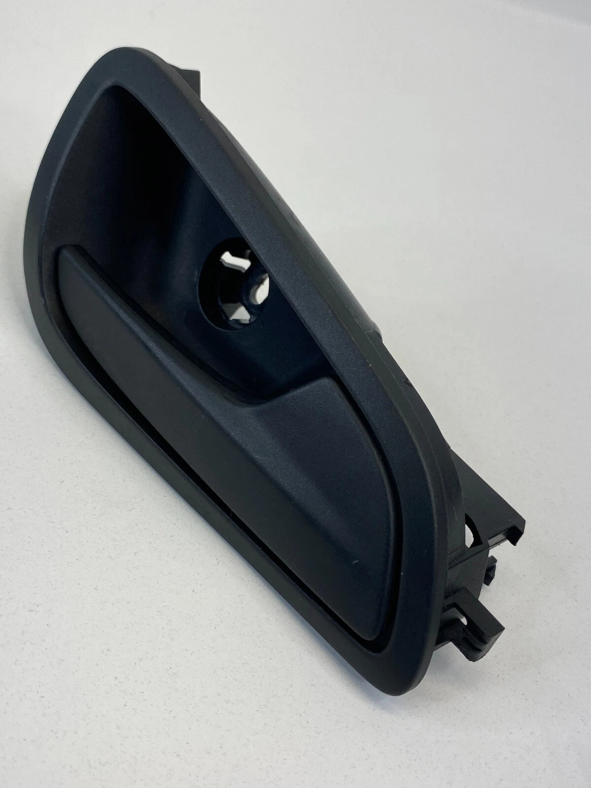 2012-2018 FORD FOCUS REAR RIGHT SIDE DOOR INTERIOR DOOR HANDLE BM51A22600 OEM