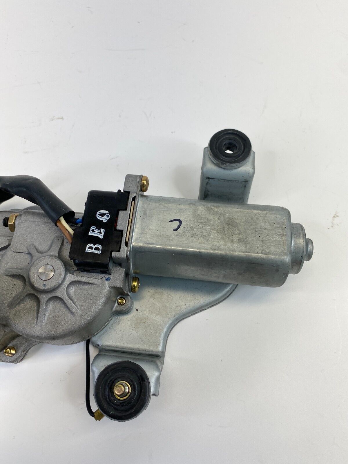 2000-2006 Hyundai Elantra HATCHBACK Rear Windshield Wiper Motor 98700-2D001