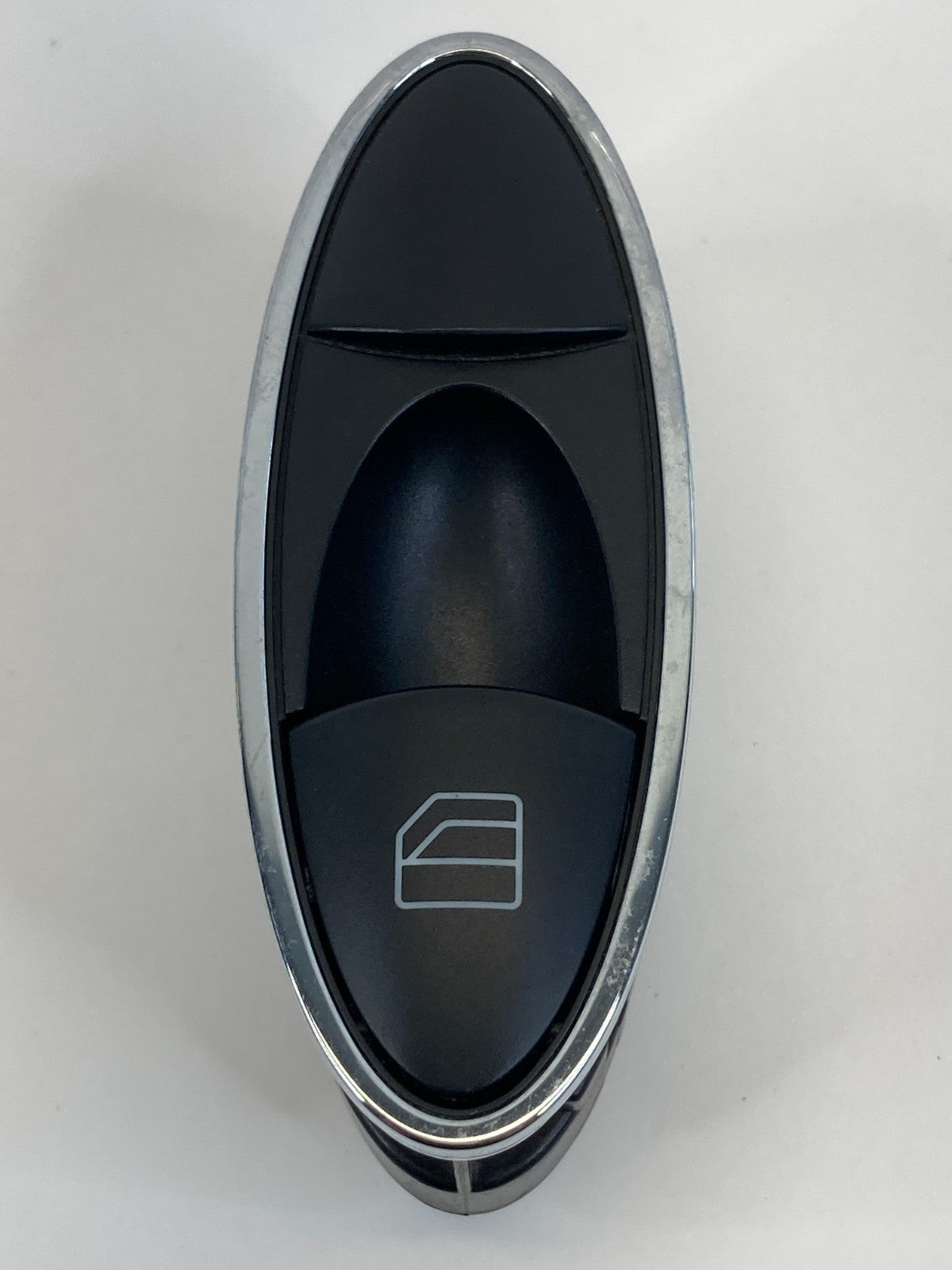 2006 Mercedes-Benz CLS500 Rear Right Side Door Power Window Switch 211-821-86-51