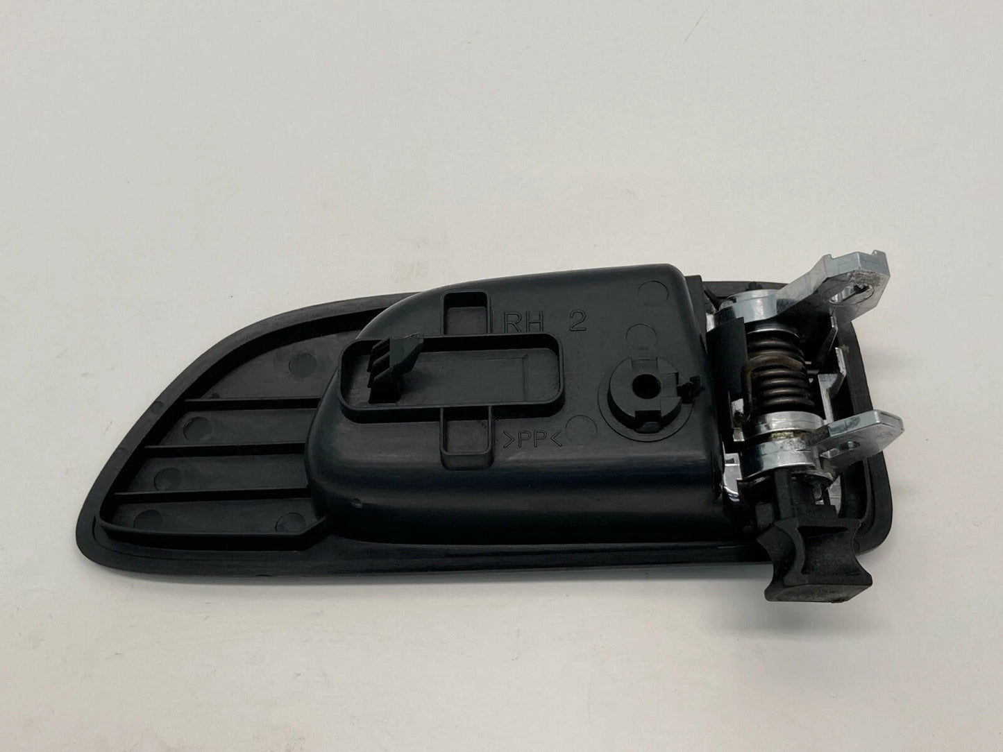 2003-2008 MAZDA 6 RIGHT PASSENGER SIDE INNER DOOR HANDLE COVER BEZEL TRIM W LOCK