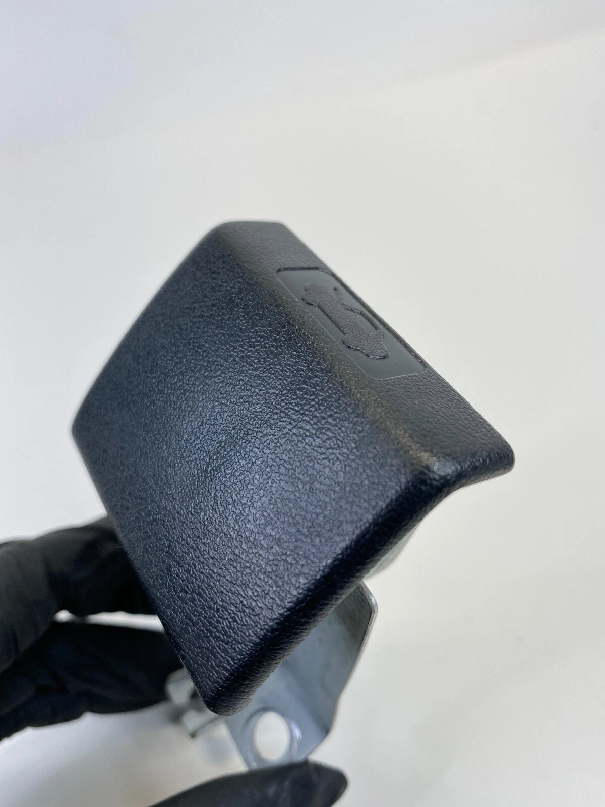 2006-2010 INFINITI M35 HOOD LOCK RELEASE HANDLE PULL LEVER ASSEMBLY OEM
