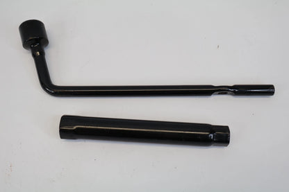 2011-2015 KIA SORENTO EMERGENCY SPARE TIRE SCISSOR JACK & TOOL LUG WRENCH OEM