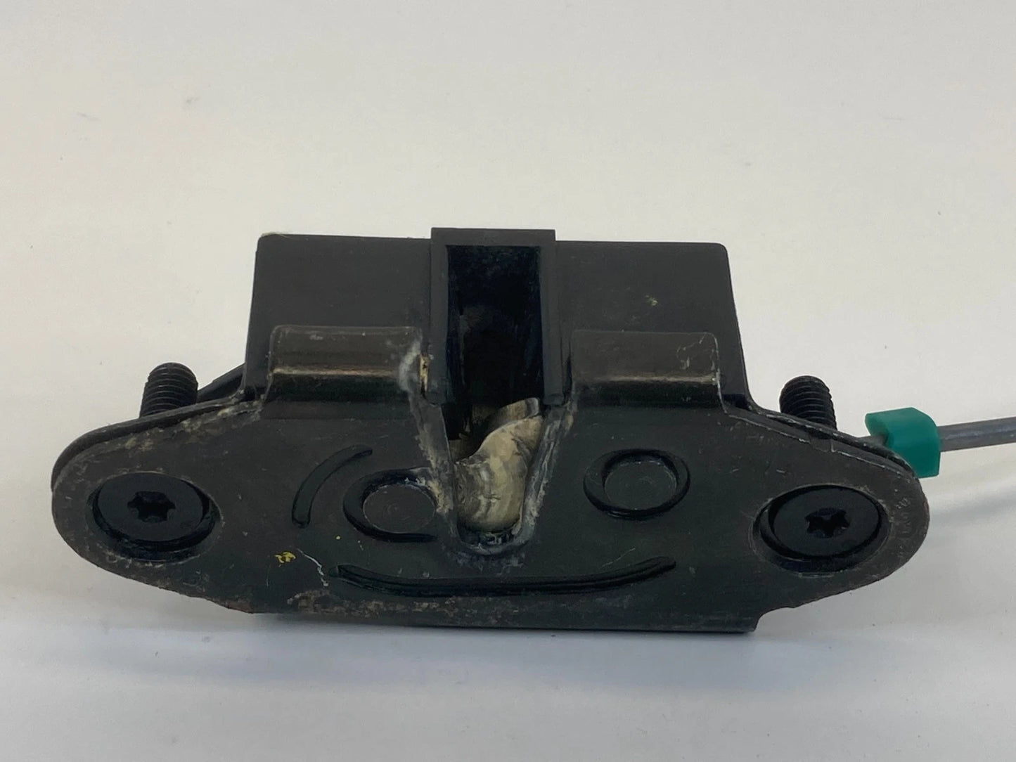 2001 2002 2003 2004 CHRYSLER PT CRUISER LIFTGATE HATCH TRUNK LATCH LOCK ACTUATOR