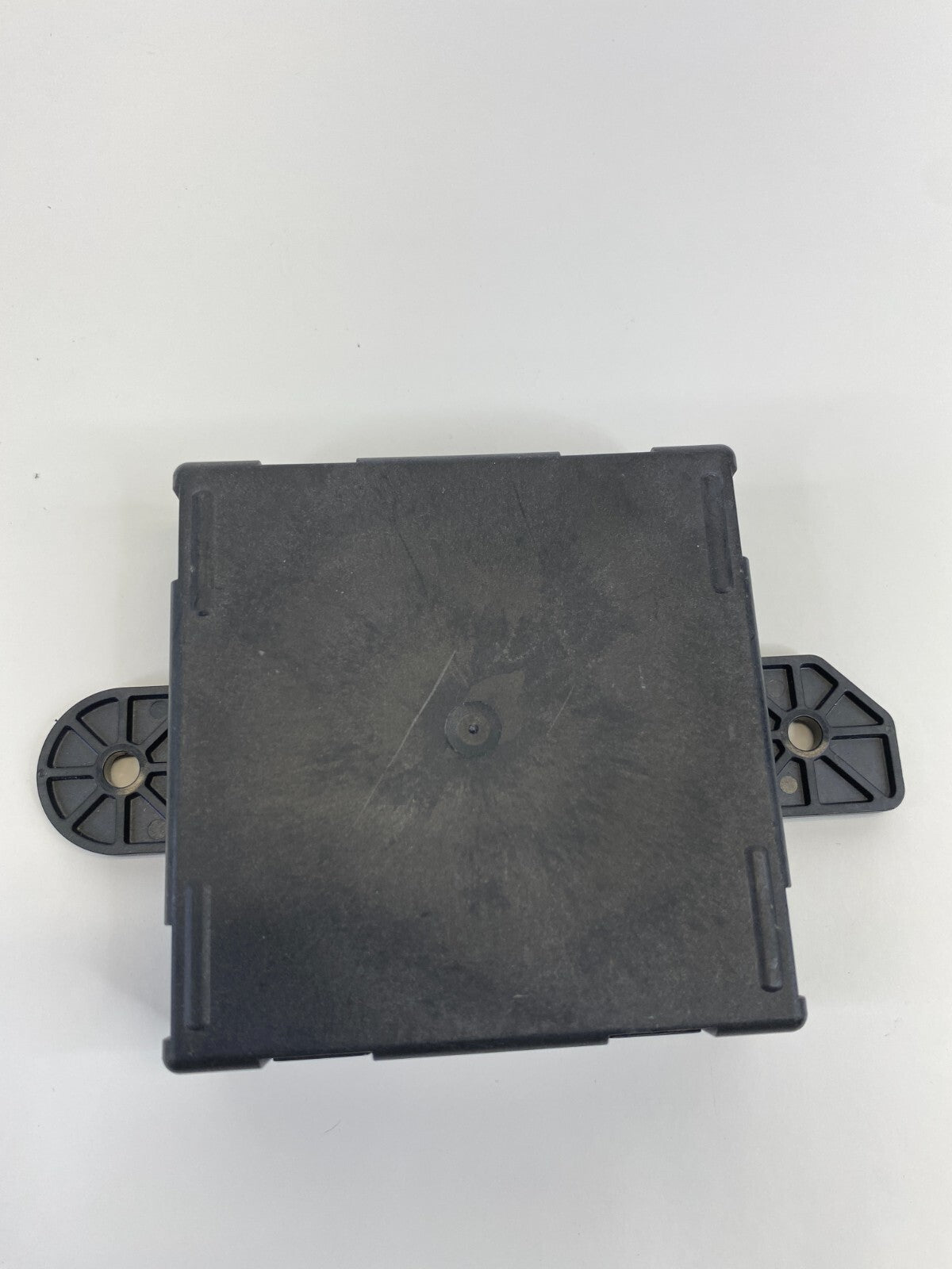 2008-2016 Chrysler Town & Country Front Right Door Control Module P05026860AE