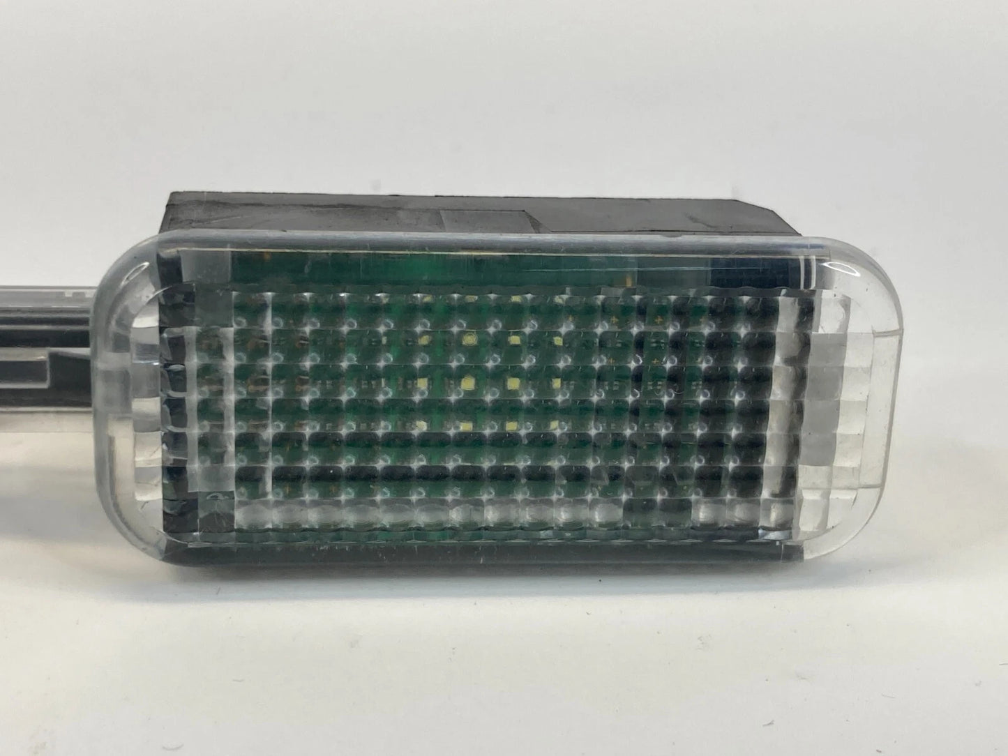 06-18 AUDI A6 QUATTRO GLOVE BOX COURTESY LIGHT LAMP WIRING HARNESS 4F0-971-679B