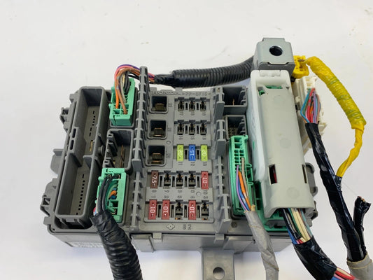 2008-2010 HONDA ACCORD 2.4L PASSENGER INTERIOR DASH CABIN FUSE BOX OEM TA0A312