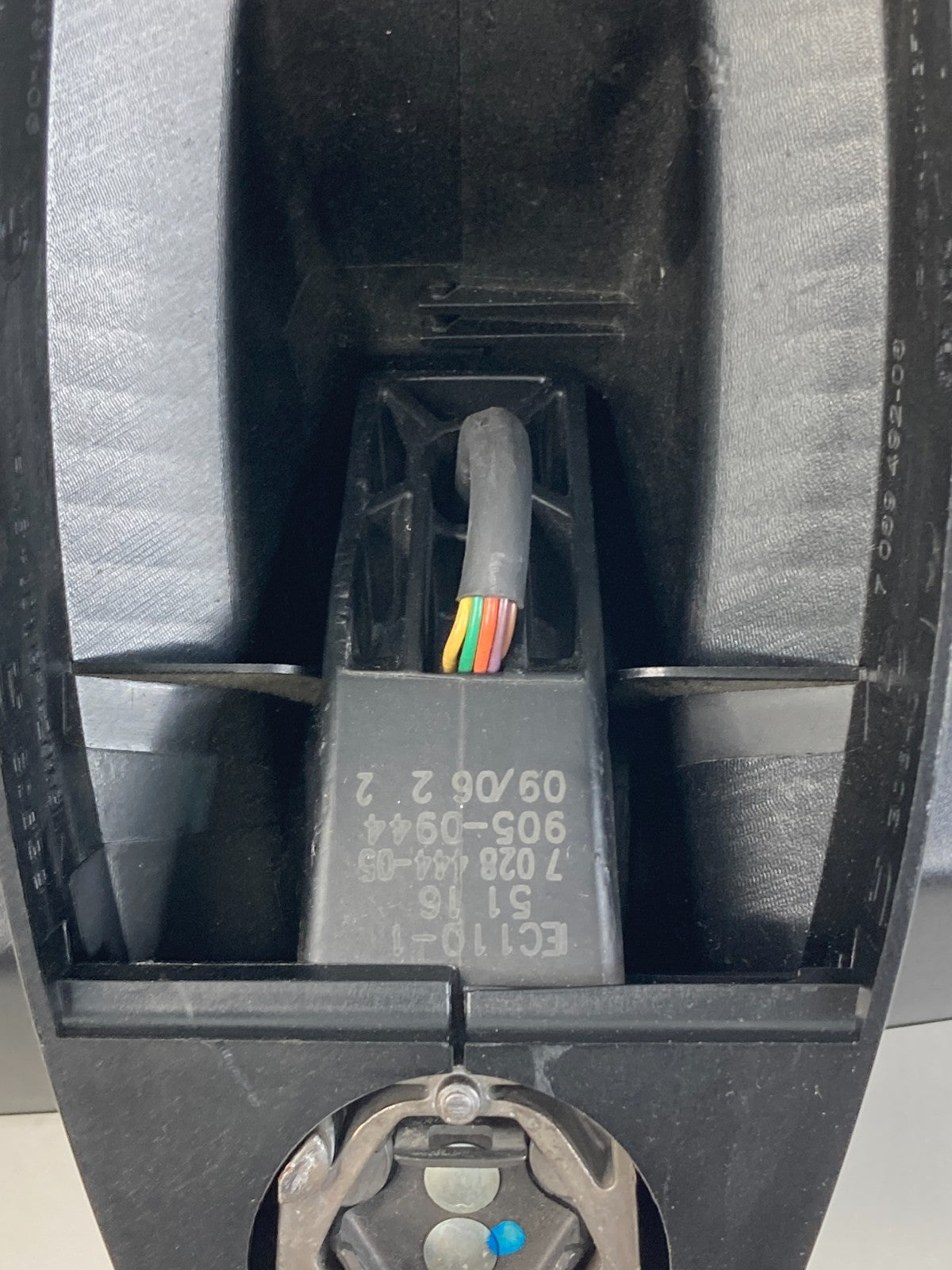 2006 2007 BMW 530xi Inside Rear View Interior Mirror E11-015891 OEM