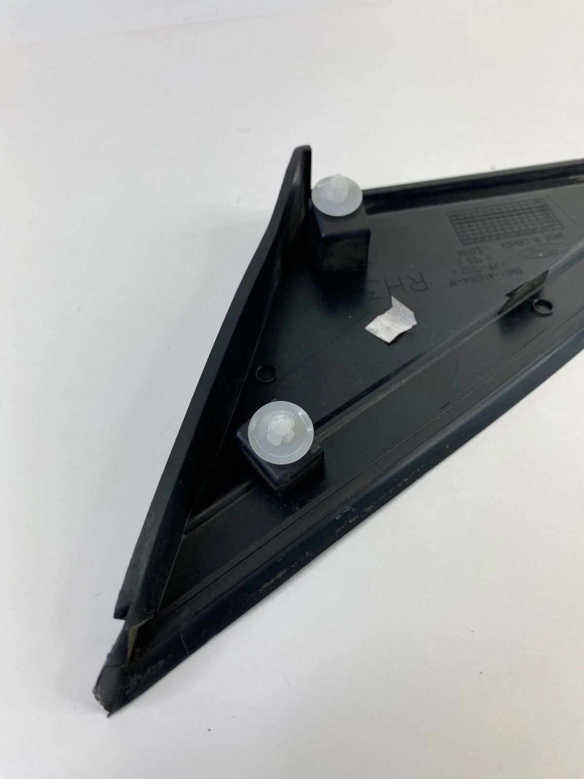 2012-2018 FORD FOCUS FRONT RIGHT FENDER OUTER DOOR CORNER COVER BM51-A16004AF
