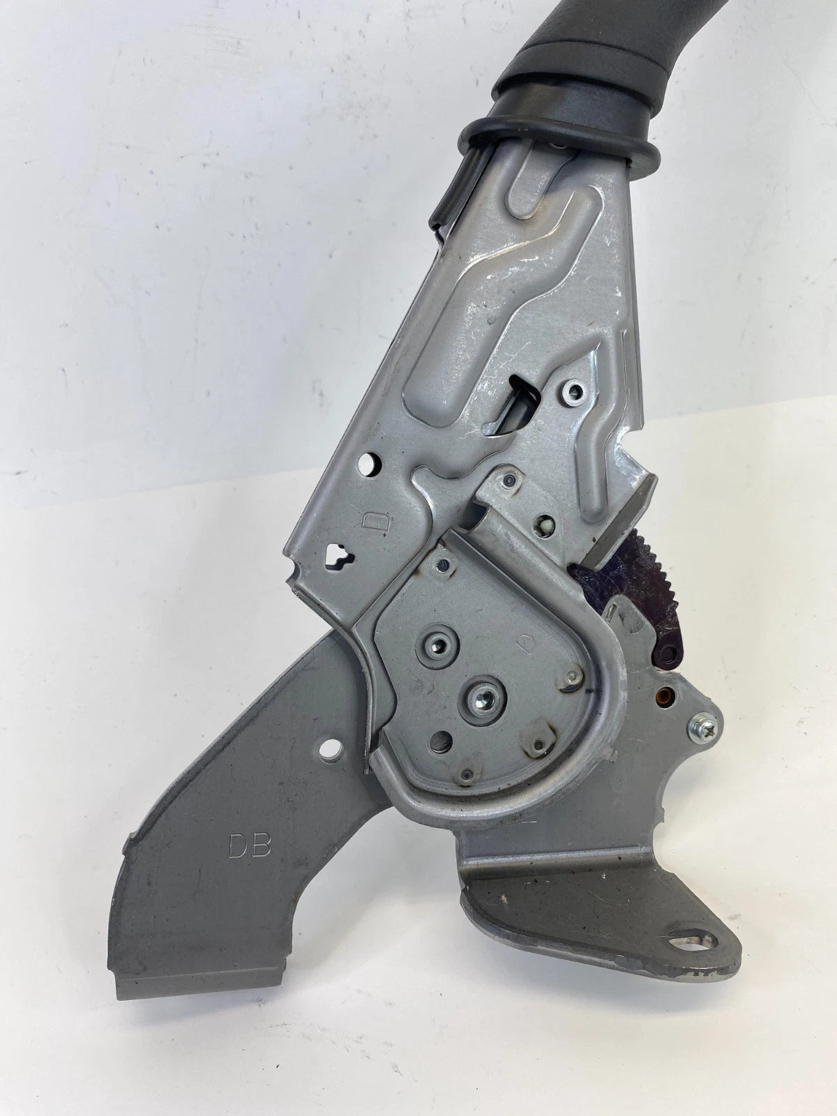 2009-2019 TOYOTA COROLLA EMERGENCY PARKING BRAKE HANDLE LEVER ASSEMBLY