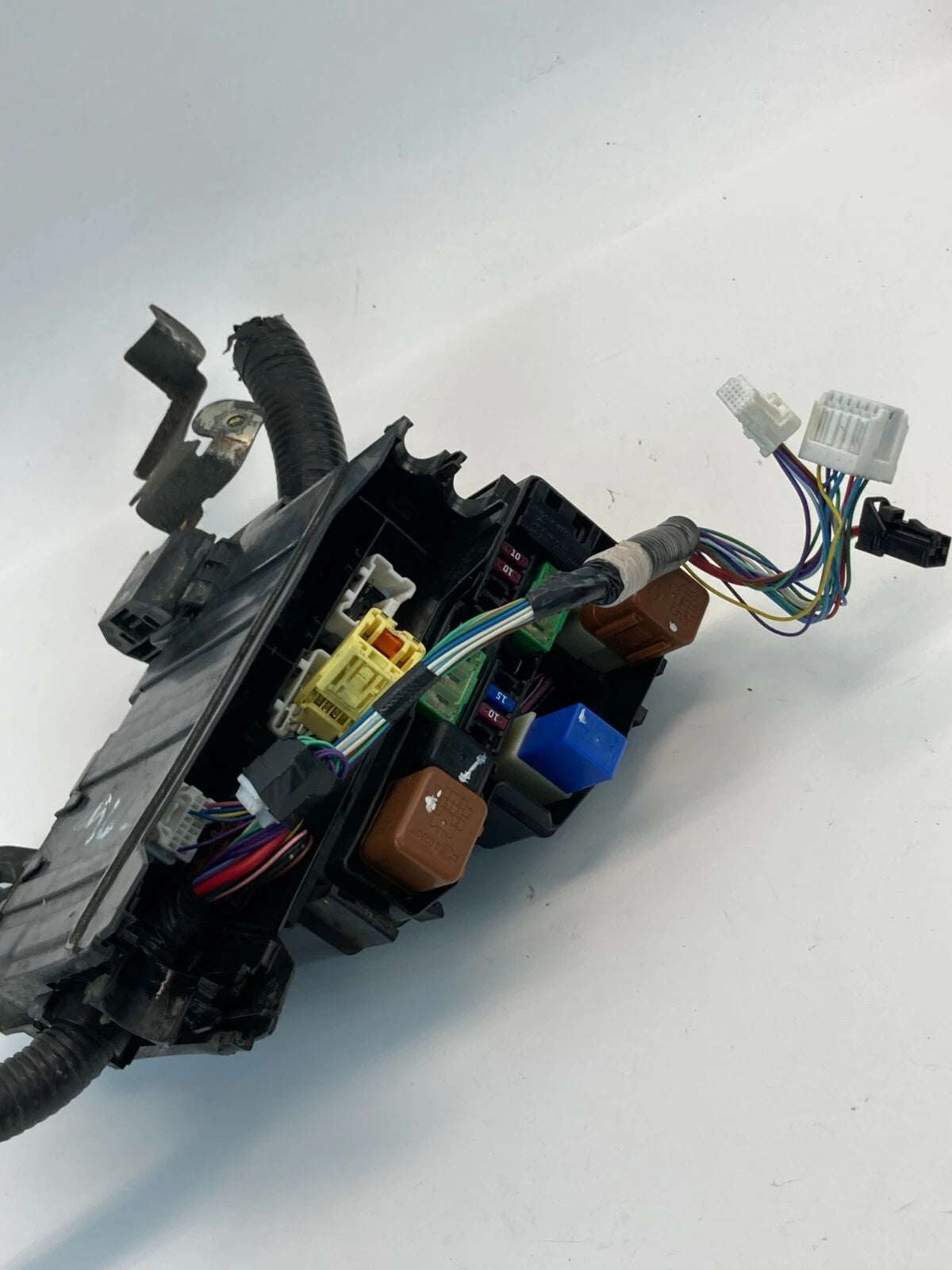 13 14 NISSAN ALTIMA 2.5L FUSIBLE LINK FUSE BOX RELAY JUNCTION MODULE 24381-7990A