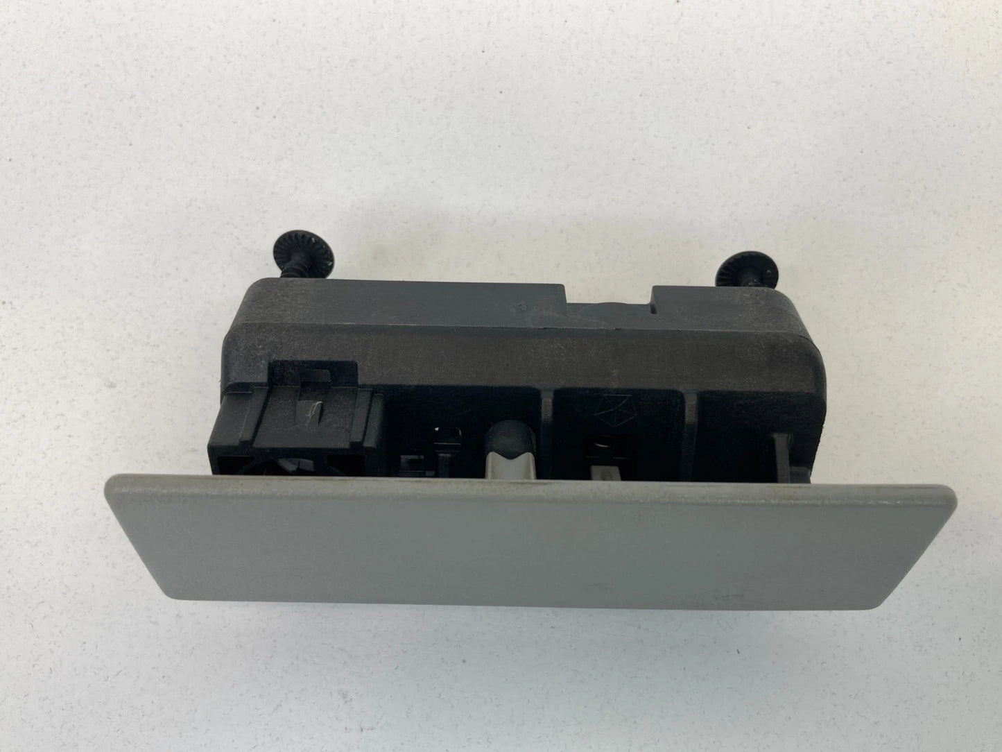 2007 2008 2009 DODGE CALIBER GLOVE BOX COMPARTMENT LOCK LATCH HANDLE OEM